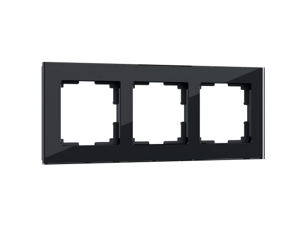 Рамка из стекла на 3 поста Favorit черный W0031108