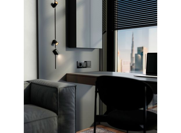 Рамка из стекла на 3 поста Favorit черный W0031108