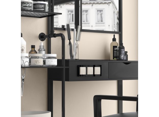 Рамка из стекла на 3 поста Favorit черный W0031108