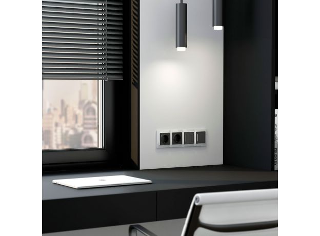 Рамка из поликарбоната на 4 поста Snabb Basic белый W0042001