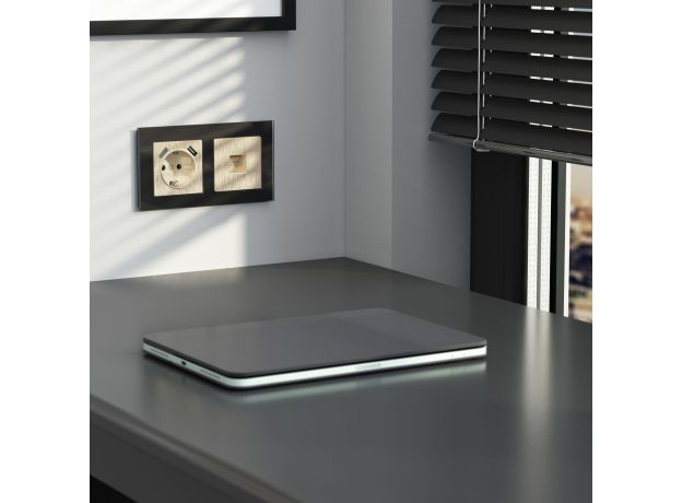 Розетка Ethernet RJ-45 (шампань рифленый) W1181010