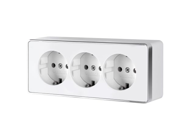 Розетка тройная с заземлением и шторками Gallant белая W5073101