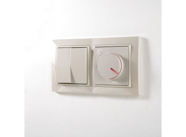 Выключатель двухклавишный проходной (слоновая кость) W1122003