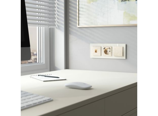 Выключатель одноклавишный проходной (шампань рифленый) W1112010