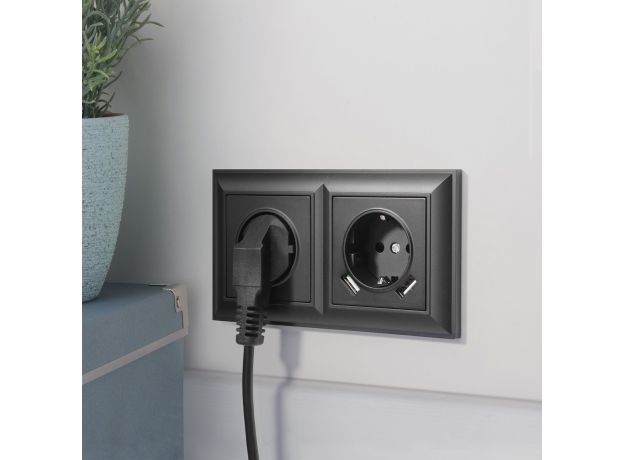 Рамка из пластика на 2 поста Fiore черный W0022208