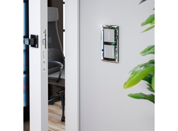 Рамка из стекла на 2 поста Diamant зеркальный W0021220