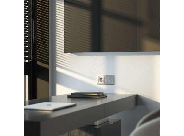 Рамка из пластика на 2 поста Stark серебряный W0021806