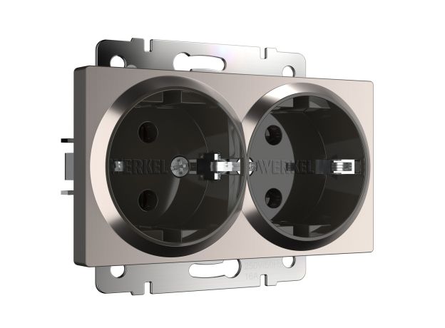 Розетка двойная с заземлением глянцевый никель W1172002