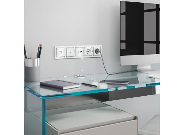 Розетка Ethernet RJ-45 (белая) W1181001