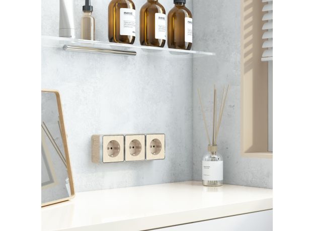 Розетка с заземлением Gallant шампань рифленый W5071010