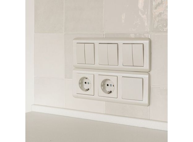 Выключатель двухклавишный проходной (перламутровый рифленый) W1122013