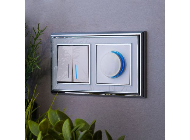 Выключатель двухклавишный с подсветкой (белый) W1120101