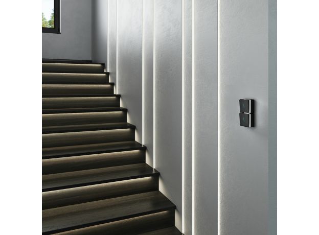 Выключатель одноклавишный с подсветкой Gallant черный/хром W5010135