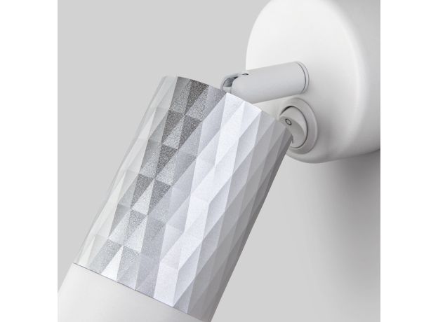 Настенный светодиодный светильник с выключателем 20088/1 белый/серебро