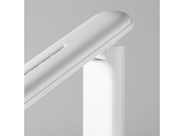 Настольный светодиодный светильник Brava белый TL90530