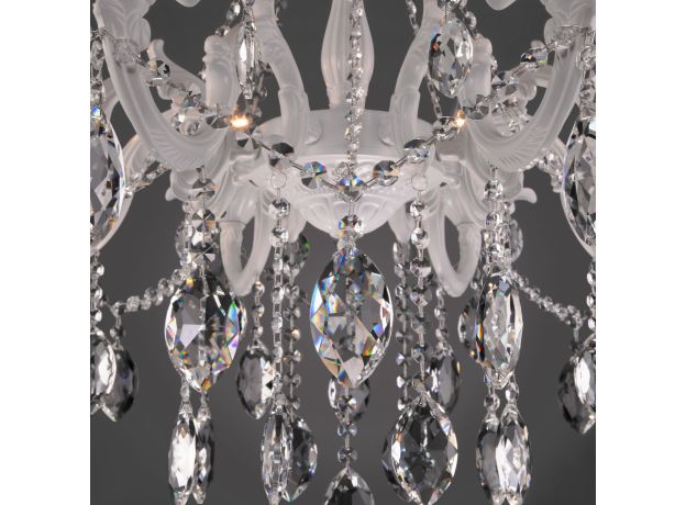 Подвесная люстра с хрусталем 10108/8 белый/прозрачный хрусталь Strotskis