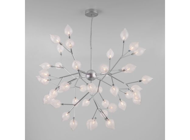 Подвесная люстра серебряного цвета 547