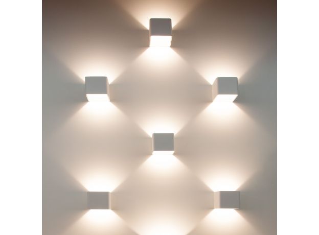 Настенный светодиодный светильник Corudo MRL LED 1060 белый