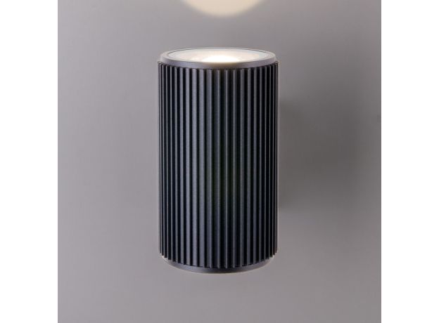 Уличный настенный светильник Strict IP54 1404 Techno черный