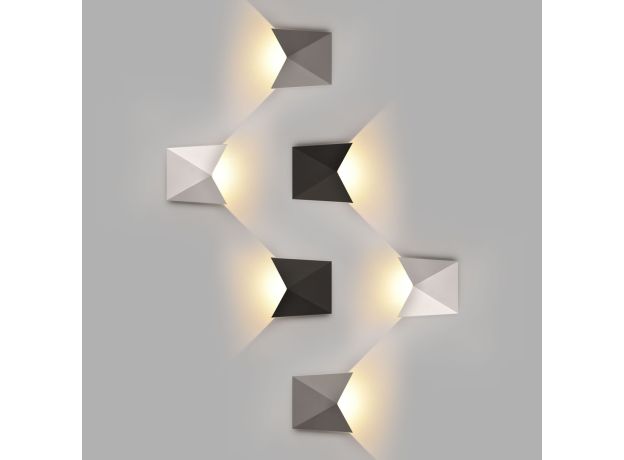 Уличный светодиодный светильник Batterfly черный 1517 Techno LED черный