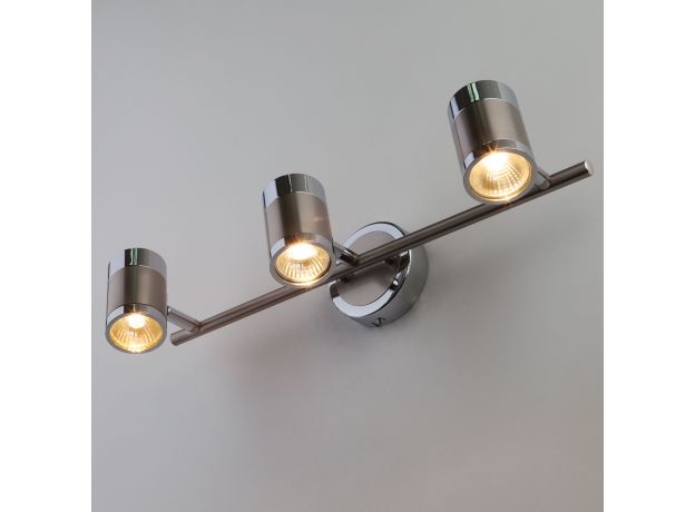 Настенный светильник с поворотными плафонами 20058/3 перламутровый сатин