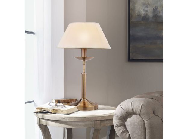 Классическая настольная лампа с абажуром 01010/1 античная бронза