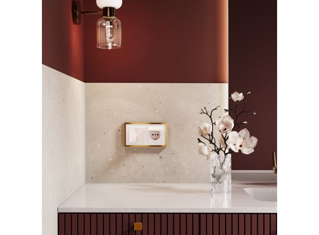 W0022853/ Рамка на 2 поста Baguette (белый/золотистая латунь) W0022853