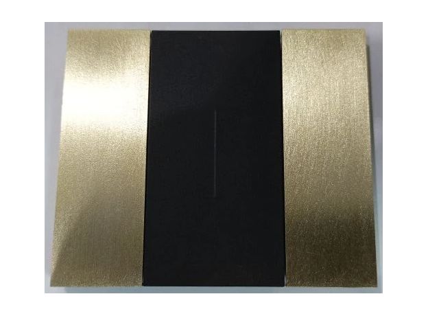 KA4802LT Bticino LIVING NOW. Декоративная рамка 2 модуля. Латунь