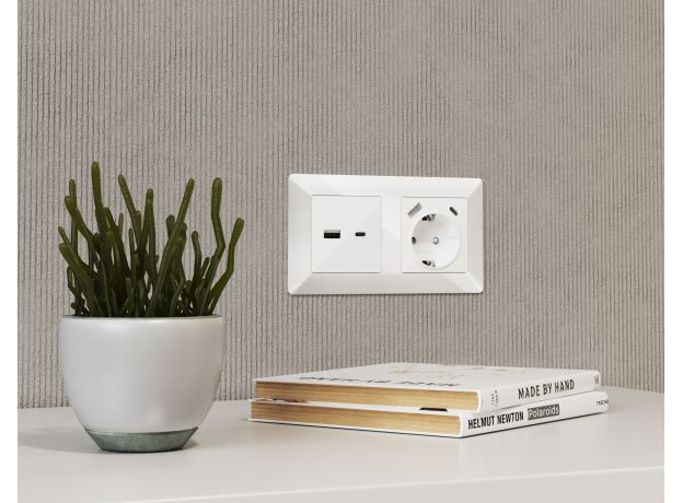 MA111010 Комплект механизма розетки ALFA Белый глянец 2USB A+C 20W (быстрая зарядка) QUANT