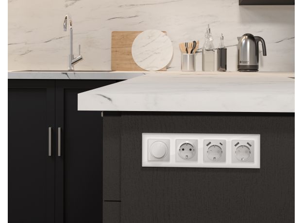 MA409010 Комплект механизма электрической розетки ALFA Серебро глянец 2USB A+A 18W (быстрая зарядка) с/з QUANT (AP4090, VM155) 