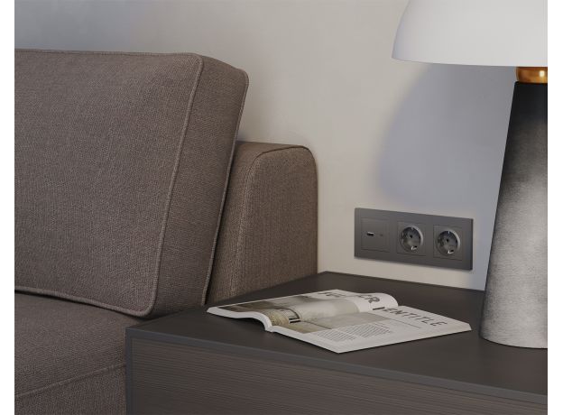 MA661010 Комплект механизма розетки ALFA Антрацит серый 2USB A+C 20W (быстрая зарядка) QUANT (AP6610, VM177)