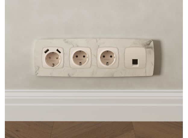MO332005 Комплект механизма компьютерной розетки RJ-45 экранированной с автоматической защитной шторкой OMEGA Бежевый матовый QUANT (OP3320, VM185)